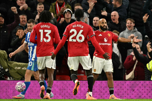 Wayne Rooney Sanjung Performa Bryan Mbeumo Musim Ini