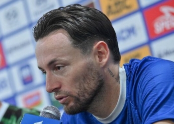 Gelandang Persib Marc Klok