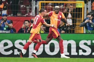Gol Penalti Victor Osimhen Menangkan Galatasaray atas Liverpool
