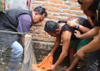 Satreskrim Polres Lampung Tengah bersama Unit Reskrim Polsek Terbanggi Besar berhasil membongkar aksi pembuatan senjata api rakitan (Senpira) di Kabupaten Lampung Tengah, Senin, 29 September 2025. Dok Polres