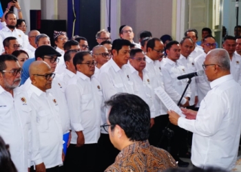 Pengurus Persatuan Wartawan Indonesia (PWI) Pusat masa bakti 2025–2030 melakukan pelantikan kepengurusan di Monumen Pers, Solo, Jawa Tengah, Sabtu, 4 Oktober 2025. Dok. HUMASPWI2025
