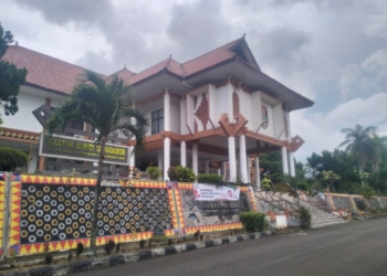 Suasana Kantor Bupati Tanggamus. (Foto: Lampost.co / Rusdi Senafal)
