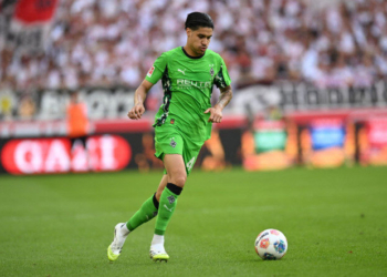 DFB Pokal: Moenchengladbach Kalahkan Karlsruher 3-1, Kevin Diks Tampil Penuh