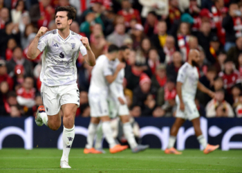 Pemain MU rayakan kemenangan atas Liverpool