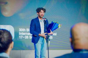 Reza Rahadian Raih 4 Penghargaan di BIFF 2025 Lewat Film Pangku