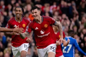 Manchester United Kalahkan Sunderland 2-0