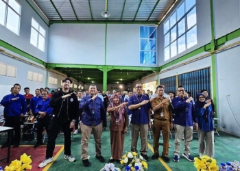 PLN UID Lampung Latih SMK Rakit Baterai Motor Listrik Dukung Teknologi Hijau