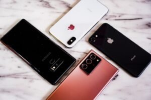 Komdigi Siapkan Aturan Balik Nama untuk HP Bekas