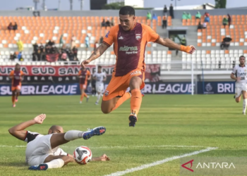 borneo FC vs Persik kediri