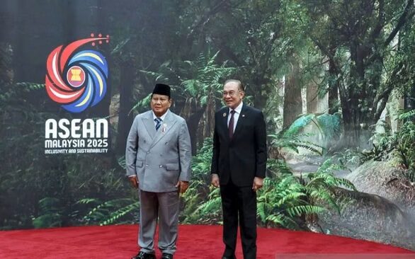 Presiden Indonesia Prabowo Subianto pada KTT ASEAN ke-47 dan KTT Terkait di Kuala Lumpur Convention Center (KLCC) hari ini.(