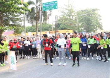Bupati Lampung Tengah, Ardito Wijaya saat membuka Kegiatan Virtual Run Super Ramli Heart Race 2025, yang digelar oleh RS Harapan Bunda Lampung Tengah. (Foto dok RSHB)
