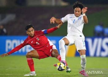 08OLAHRAGA-FA1 (foto pendamping HL)-13NOV