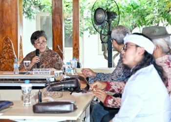 Wakil Ketua MPR RI Lestari Moerdijat melakukan forum diskusi aktual berbangsa dan bernegara MPR RI mengenai pelestarian wayang. Dok MPR RI