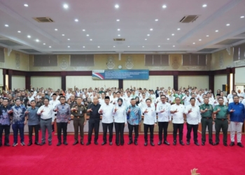 Pemerintah Provinsi Lampung memperkuat peran koperasi desa melalui kegiatan Peningkatan Kapasitas Pengelola Koperasi Desa/Kelurahan Merah Putih Mitra Adhyaksa dan Penyerahan Bantuan CSR Sarana dan Prasarana Koperasi, di Gedung Pusiban, Komplek Kantor Gubernur Lampung, Rabu (12/11/2025). Dok Diskominfotik Lampung.