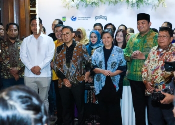 Wakil Ketua MPR RI Lestari Moerdijat, Menteri Kebudayaan RI Fadli Zon, Wakil Ketua Komisi VIII DPR RI Abdul Wachid, Bupati Jepara Witiarso Utomo dan jajarannya, serta para pemerhati budaya menghadiri peresmian rumah dinas Bupati Jepara menjadi bagian dari Museum Kartini, Jepara, Jawa Tengah, Sabtu, 15 November 2025 malam. Dok MPR RI