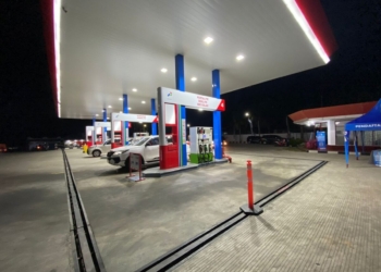 Suasana stasiun pengisian bahan bakar minyak (SPBU). IST