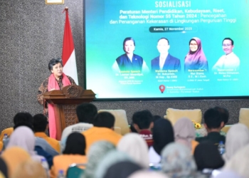 Wakil Ketua MPR RI Lestari Moerdijat dalam Bimbingan Teknis terkait Sosialisasi Permendikbud Ristek No. 55/2024 tentang Pencegahan dan Penanganan Kekerasan pada Lingkungan Perguruan Tinggi (PPKPT) di Universitas Muhammadiyah Kudus, Kabupaten Kudus, Jawa Tengah, Kamis, 27 November 2025. Dok MPR RI