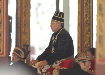 Mendiang Pakubuwono XIII