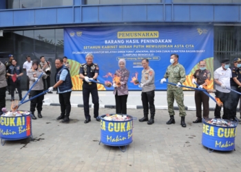 Sedikitnya terdapat lima modus utama dalam peredaran rokok ilegal di Provinsi Lampung.Lampost/Atika Oktaria