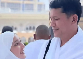 Bupati Aceh Selatan Mirwan MS bersama istrinya berangkat menunaikan ibadah umrah. Dok Instagram