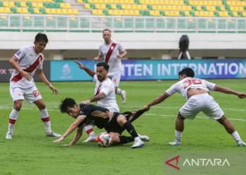 Dewa United vs Persis Solo