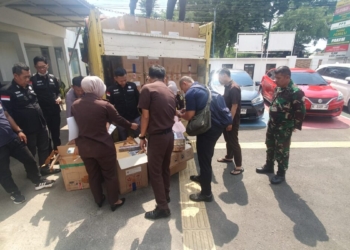 Bukti rokok yang diserahkan ke Kejari. Dok Bea Cukai