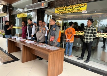 Polresta Bandar Lampung menangkap dua pelaku curanmor SS (19) dan AR (16). Dok Polresta