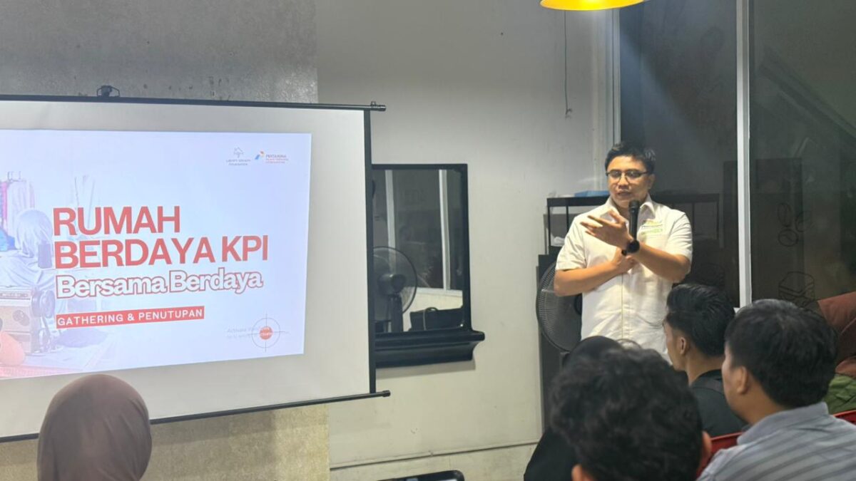 Kilang Pertamina Internasional (KPI) membangun ekosistem yang memungkinkan perempuan memperoleh keterampilan baru, membuka peluang pendapatan.