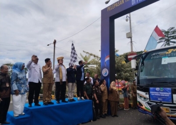 Lampung Lepas 10 KK Ikut Transmigrasi, Langkah Buka Masa Depan Baru