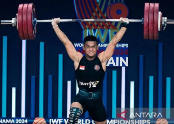 Lifter Indonesia Rizki Juniansyah