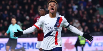 Selebrasi Desire Doue