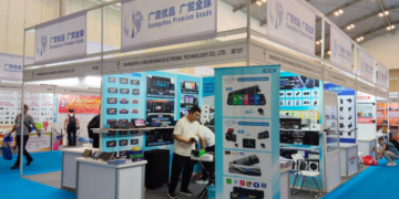 Suasana Indonesia International Auto Accessories Expo 2025 atau CIAAF resmi buka di Jakarta selama tiga hari, mulai 12 hingga 14 Desember 2025. Antara