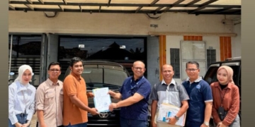 penyerahan reward mobil BRI Pringsewu