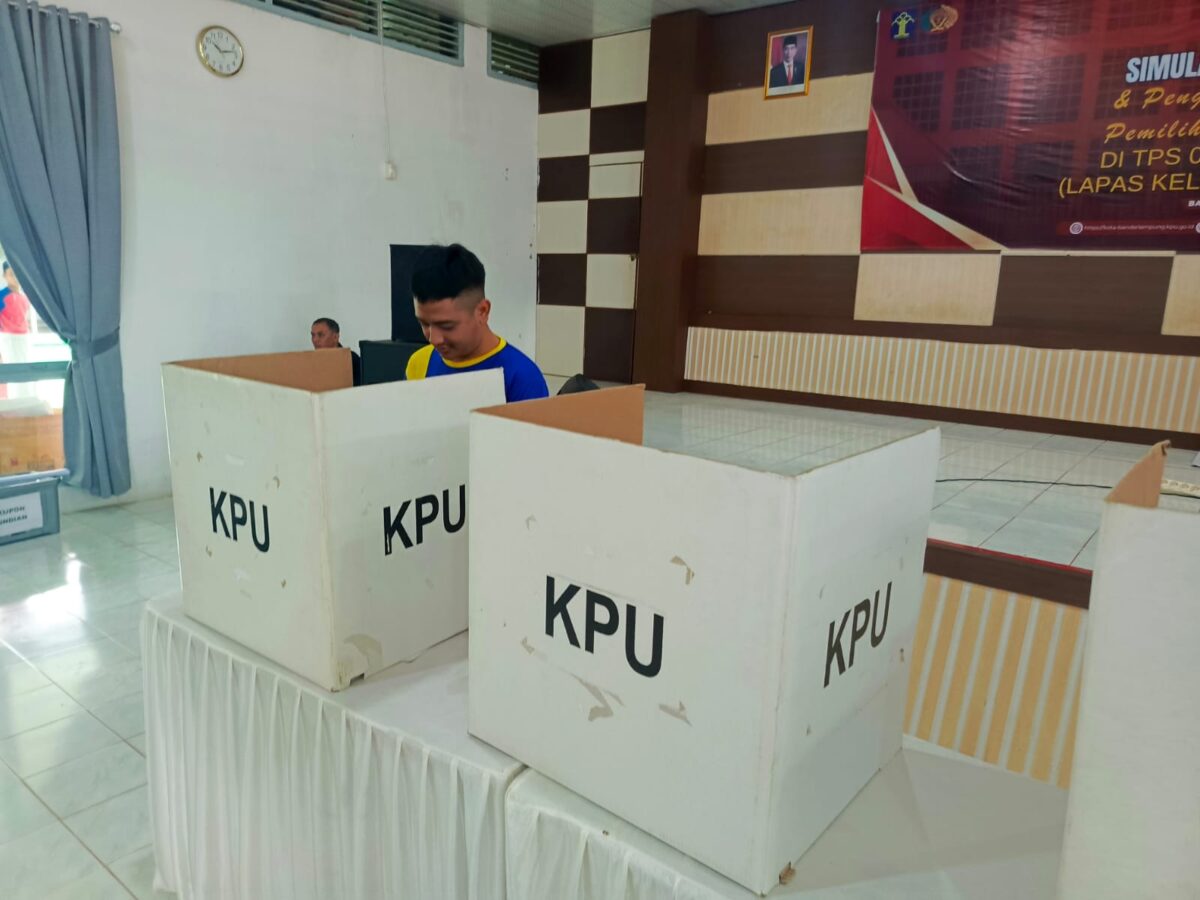 Simulasi pemilihan kepala daeah yang diselenggarakan KPU kabupaten/kota.Dok/Lampost.co