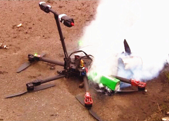 tanda baterai lithium meledak