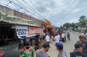 Pemkot Bandar Lampung Bersihkan Gorong-gorong di Jalan Ki Maja