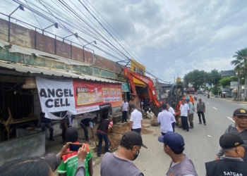Pemkot Bandar Lampung Bersihkan Gorong-gorong di Jalan Ki Maja