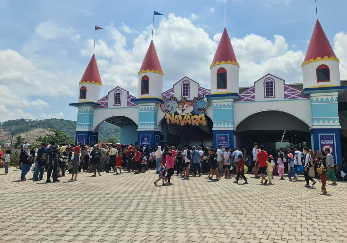 Warga Antusias Sambut Long Weekend, Liburan Dalam Kota Jadi Pilihan