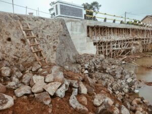 Proyek Jembatan Ulu Semong Tanggamus Jadi Sorotan