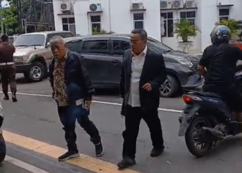 Penyidik Pidana Khusus Kejaksaan Tinggi (Kejati) Lampung kembali memeriksa H. Raden Kalbadi, ayah dari mantan Bupati Way Kanan dua periode, Raden Adipati Surya, Kamis, 22 Januari 2026. Dok Lampost.co