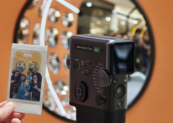 Instax mini Evo Cinema