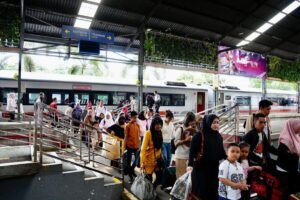 PT KAI Divre IV Catat Penumpang Kereta Api Naik 15 Persen