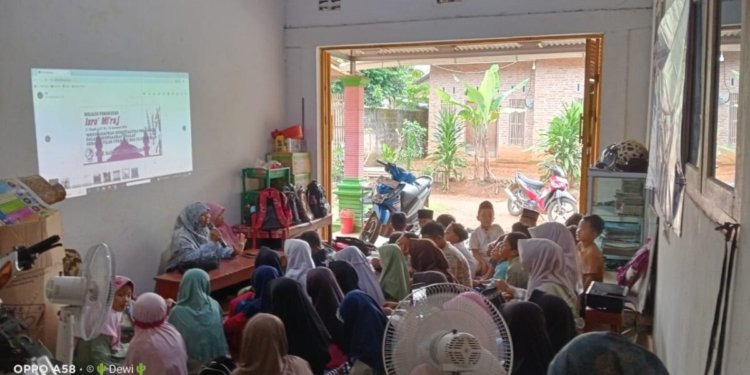 PC Salimah Purbolinggo Peringati Isra’ Mi’raj 1447 H Bersama TPA Annur