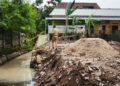 menertibkan sejumlah bangunan yang menjadi penyebab banjir di sejumlah wilayah Kota Tapis Berseri.