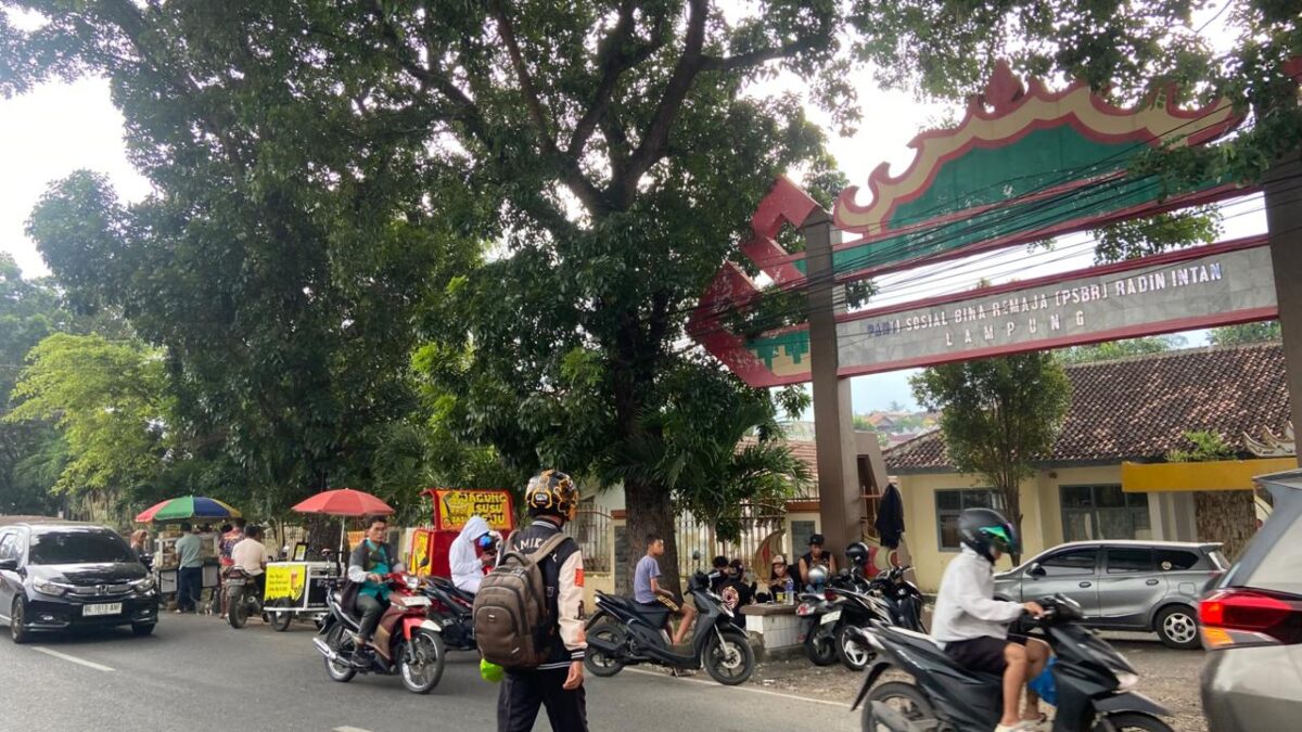 Kawasan Dinas Sosial Jadi Pilihan Masyarakat Berburu Kuliner