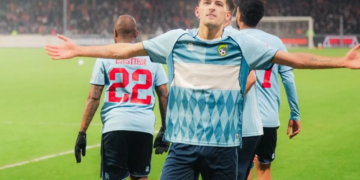 justin hubner gol perdana