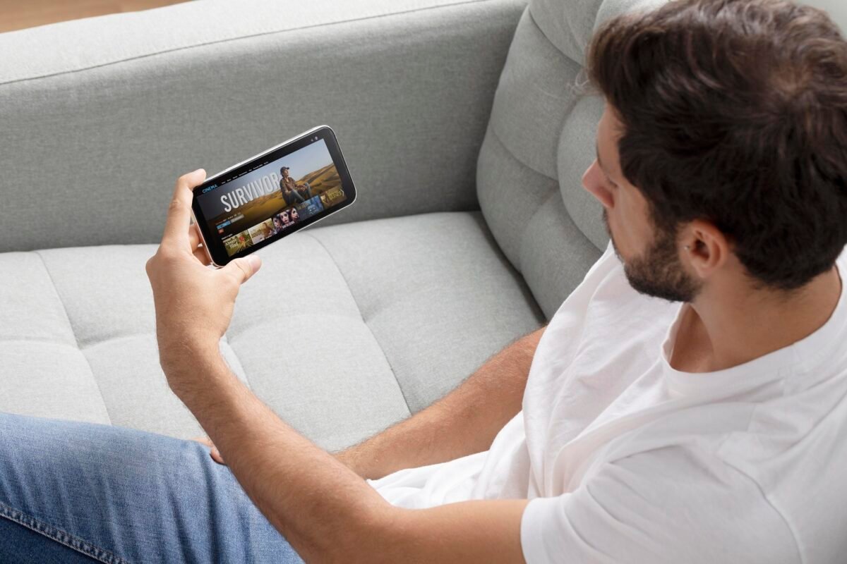 Cara Nonton TV Tanpa Internet di HP Android, Mudah & Gratis