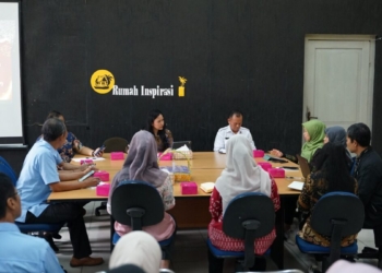 Retno Sri Sulistyani, Kepala Kantor Wilayah (Kanwil) Direktorat Jenderal Pajak (DJP) Bengkulu dan Lampung, beserta jajaran melaksanakan kunjungan kerja ke Kantor Dewan Perwakilan Daerah Republik Indonesia (DPD RI) Provinsi Lampung