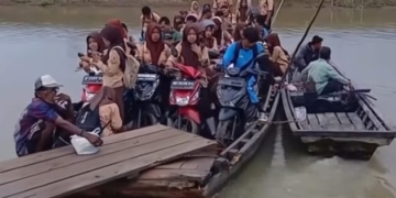 Akses Penyeberangan di Desa Kali Pasir Way Bungur Jadi Sorotan