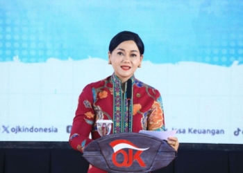 Friderica Widyasari Dewi sebagai Anggota Dewan Komisioner Pengganti Ketua dan Wakil Ketua OJK. Antara